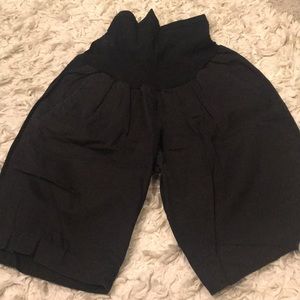 Maternity shorts
